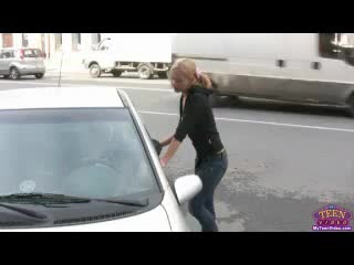 lara page myteenvideo the girl really wants to drive a sports car again big ass milf